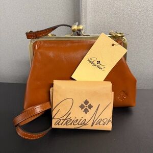 Patricia Nash Heritage Leather Frame Clutch Crossbody – Viola Tan NWT